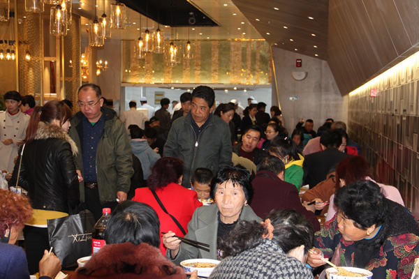 牛肉面加盟哪家好，選塞拉宮致富快又早！
